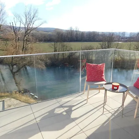 Luxury Lakeside Banka